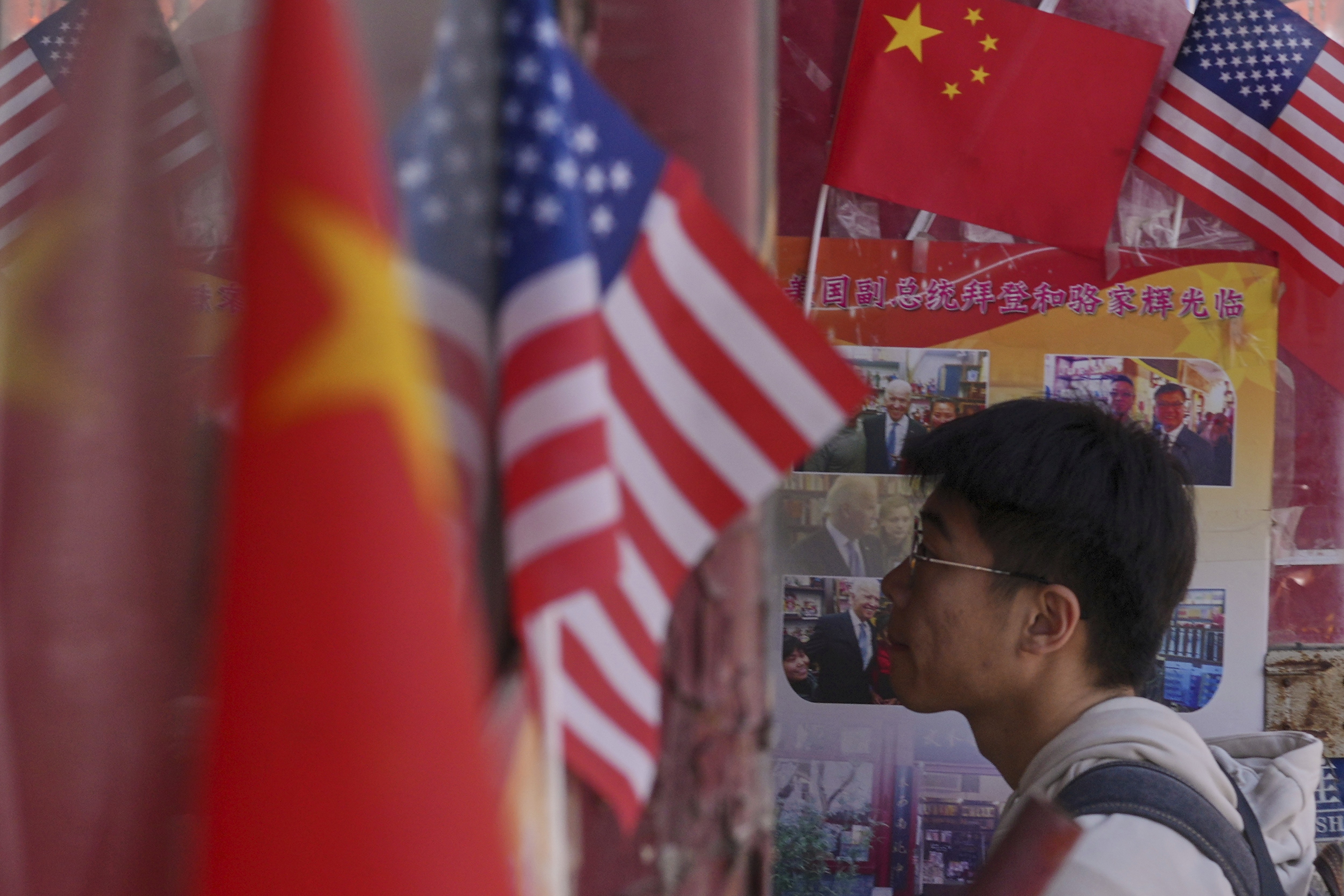 Secretário do Tesouro dos EUA diz estar 'confiante de que a China quer chegar a um acordo sobre tarifas'
