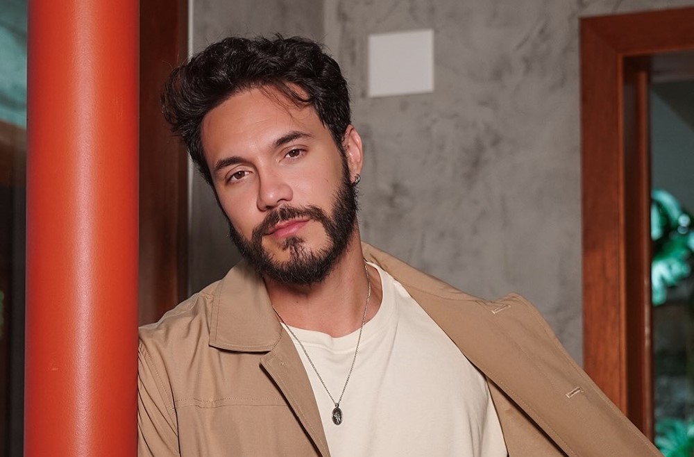 Ex-BBB Eliezer se defende de críticas por ser evangélico e ir ao show de Lady Gaga