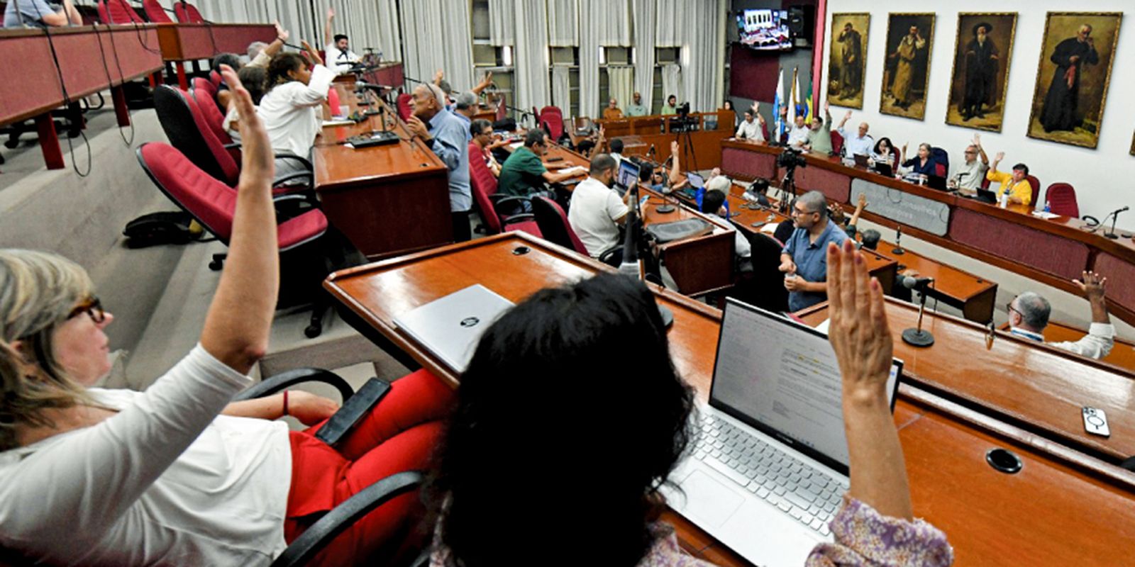 Uerj revoga título honoris causa concedido ao ex-presidente Médici