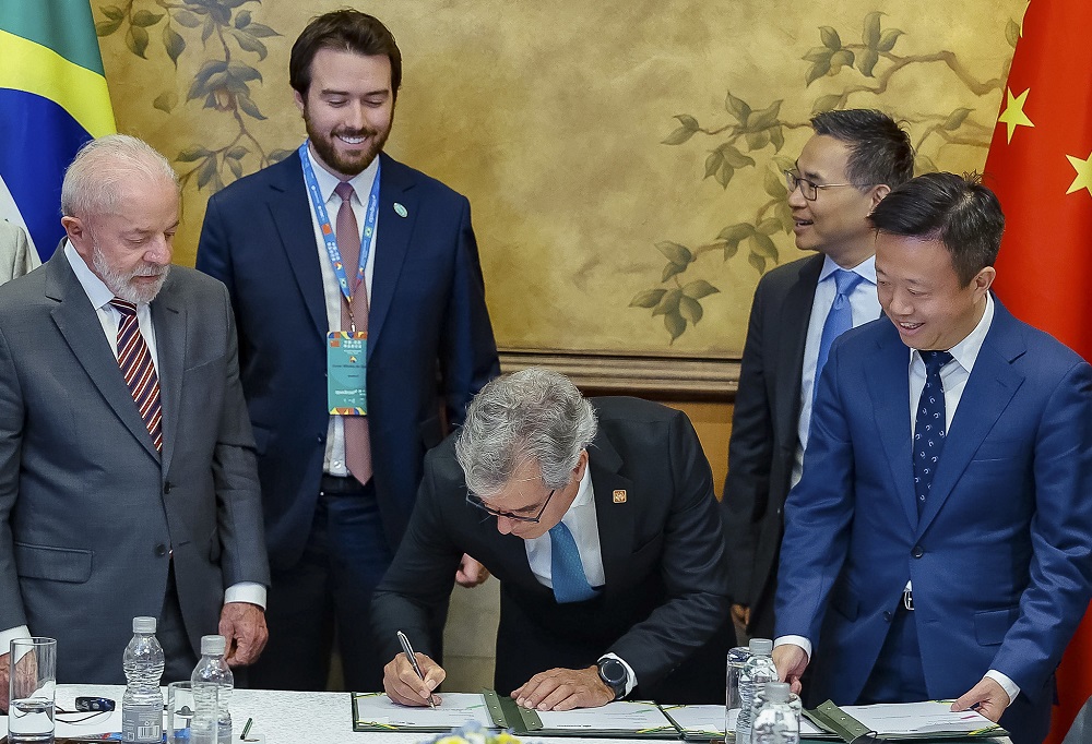 Fórum Empresarial Brasil-China celebra R$ 27 bilhões em investimentos de empresas dos dois países