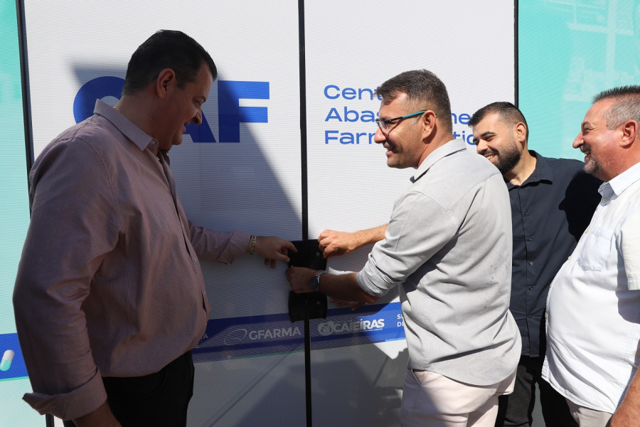 Prefeitura inaugura o CAF - Central de Abastecimento Farmacêutico