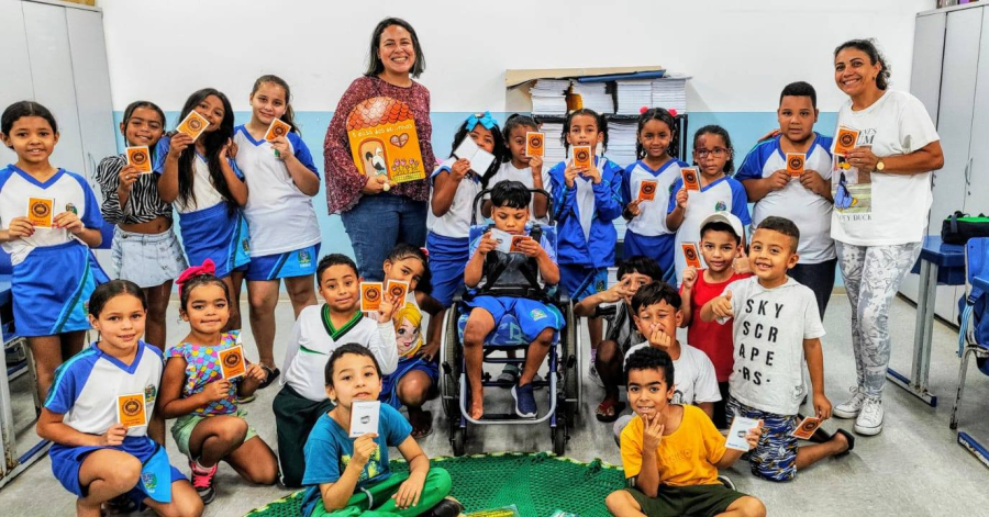 Projeto “Era uma vez na Escola...” leva a magia da leitura às crianças de Caieiras
