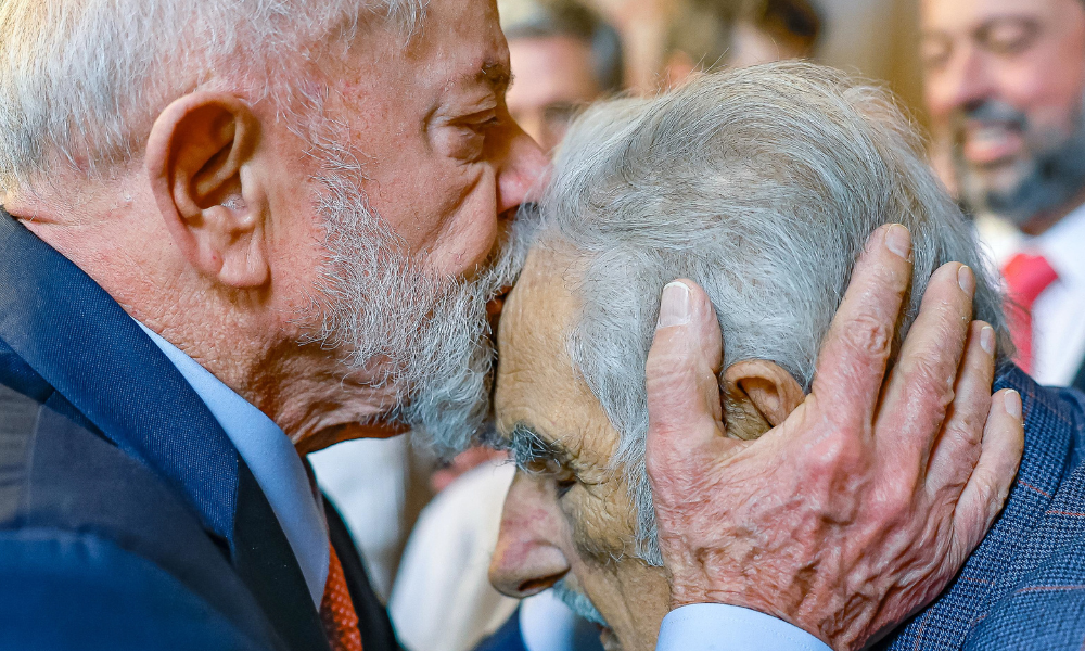 Lula presta homenagem a Mujica: ‘Sua grandeza humana ultrapassou as fronteiras do Uruguai’