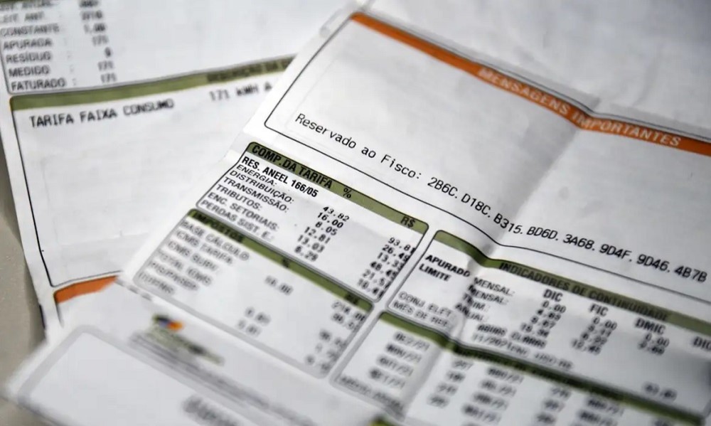 Governo de SP estima beneficiar 300 mil famílias com desconto em contas de água e esgoto