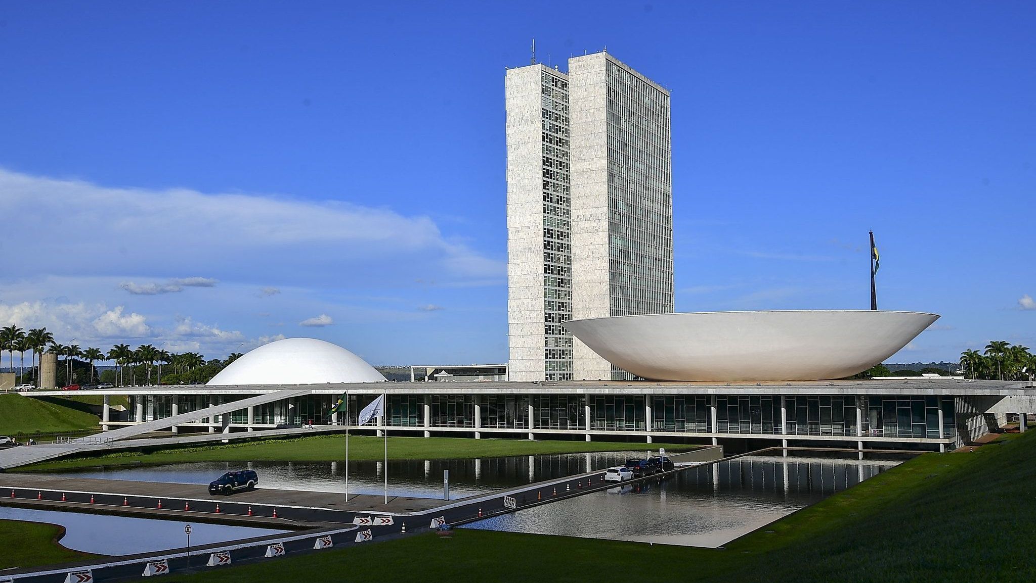 Congresso pressiona governo com derrubada de vetos