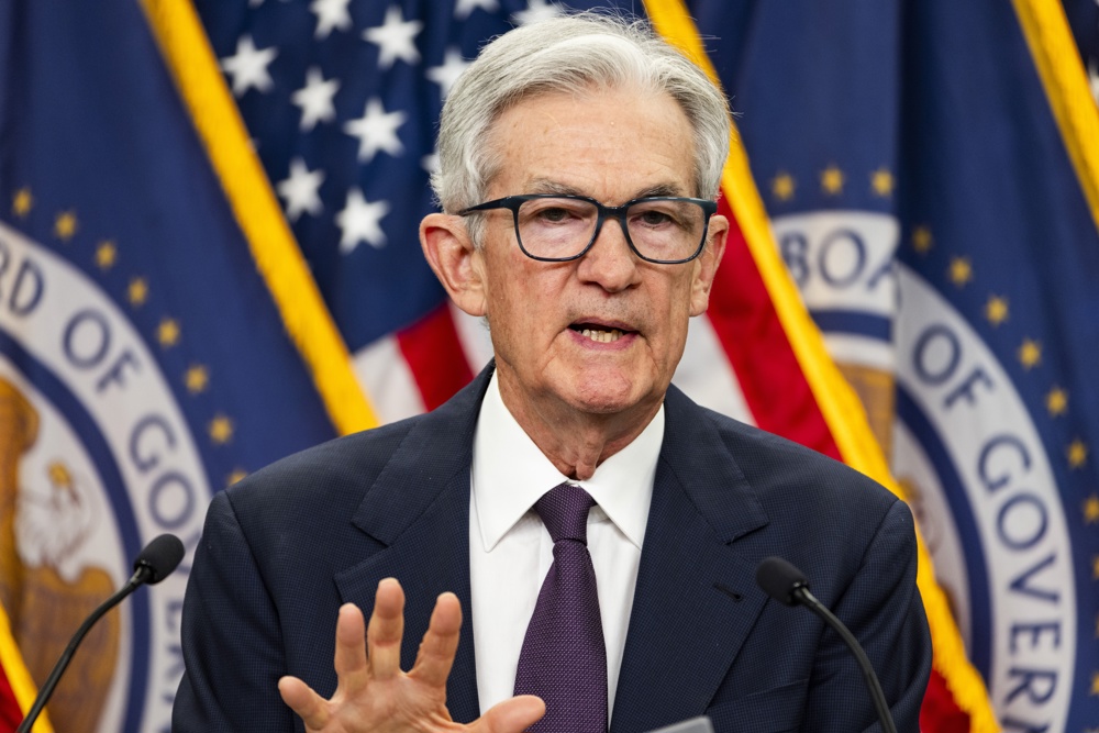 Jerome Powell alerta sobre impactos das tarifas de Trump na inflação dos EUA
