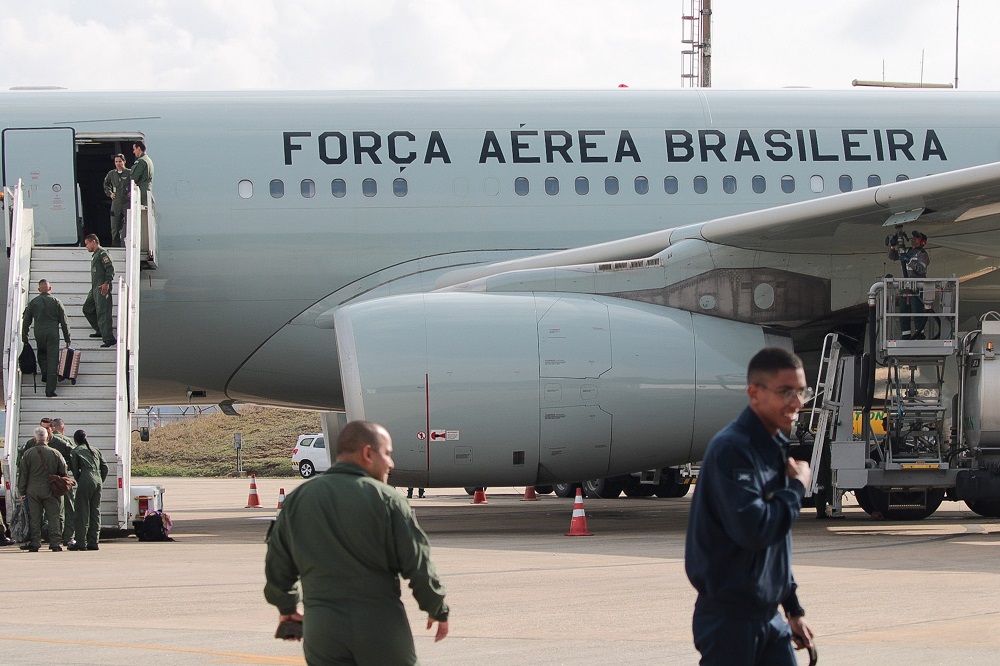 Embaixada do Brasil em Israel começa a identificar brasileiros que querem deixar o país