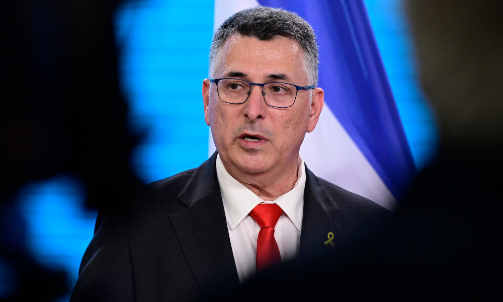 Israel afirma ter atrasado desenvolvimento de bomba atômica pelo Irã