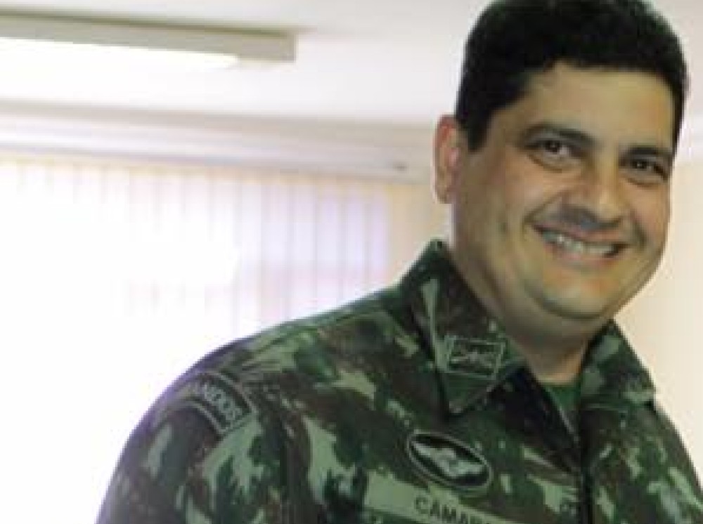 Moraes autoriza visitas de familiares a ex-assessor de Bolsonaro preso por obstrução de Justiça