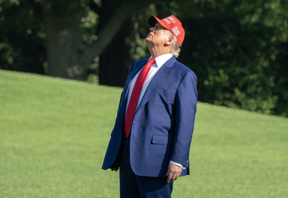 Trump anuncia ataque dos Estados Unidos a três instalações nucleares do Irã