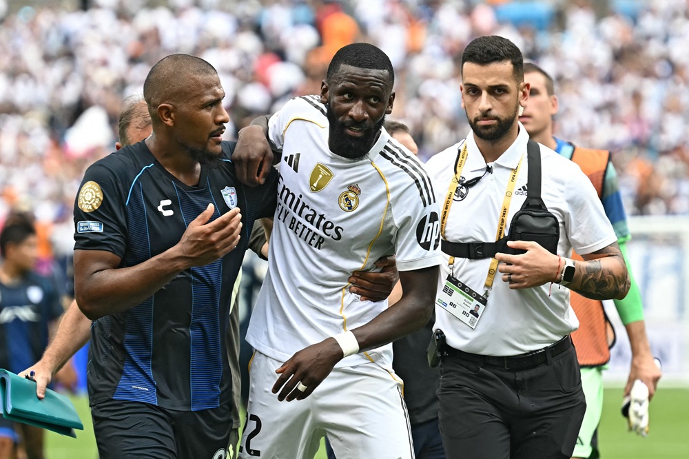 Rüdiger acusa jogador do Pachuca de racismo durante vitória do Real Madrid no Mundial