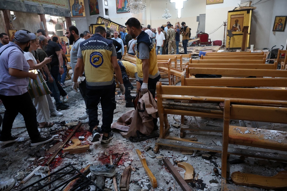 Atentado suicida em igreja na Síria deixa ao menos 20 mortos e mais de 50 feridos’