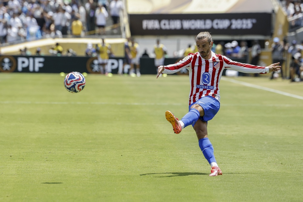 Botafogo perde para Atlético de Madrid, mas passa em segundo no ‘grupo da morte’ do Mundial
