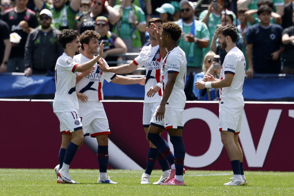 Protocolar, Paris Saint-Germain bate Seattle e fica em 1º no Grupo B do Mundial de Clubes