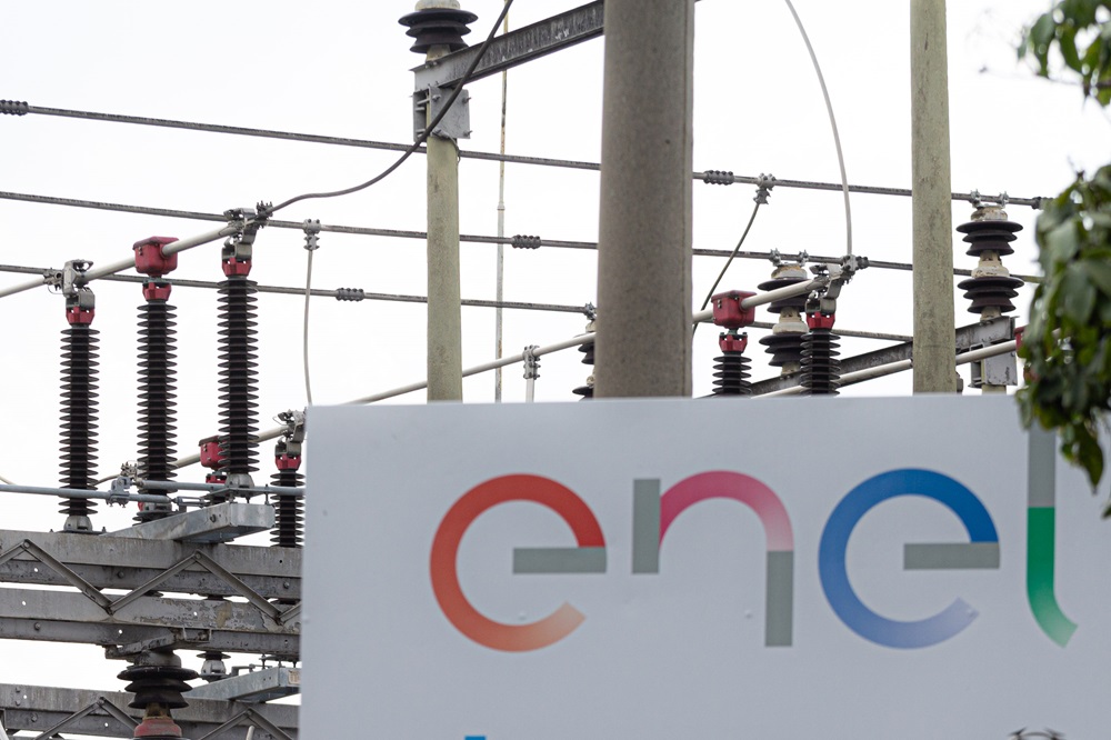 Enel rebate Nunes sobre atraso em ônibus elétricos e diz que depende de ações das empresas
