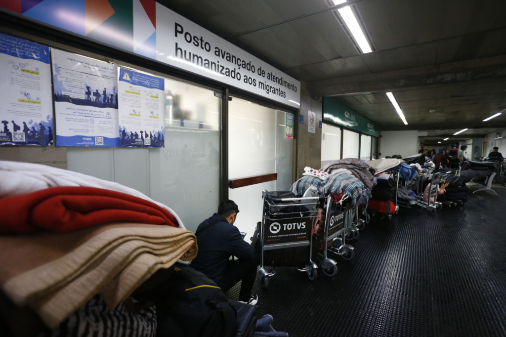 Agência da ONU e associação firmam parceria para atender refugiados em São Paulo