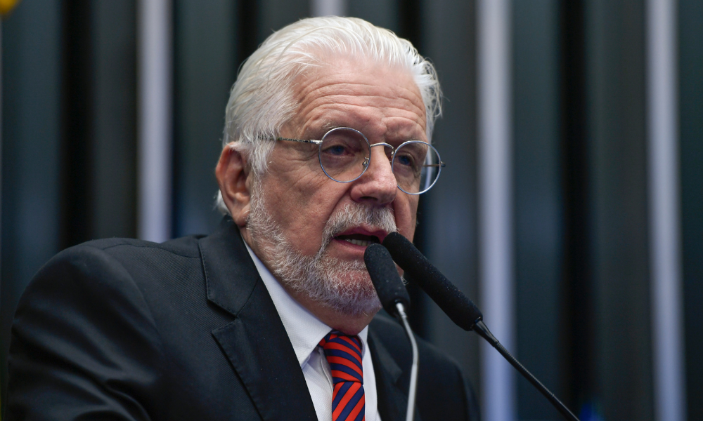 Precisamos esperar lei dos EUA sobre sanções a compras da Rússia, diz Jaques Wagner