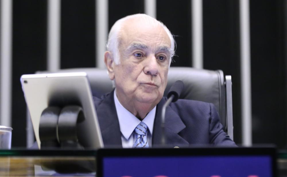 Deputado Antonio Carlos Rodrigues é expulso do PL após criticar Trump e defender Alexandre de Moraes