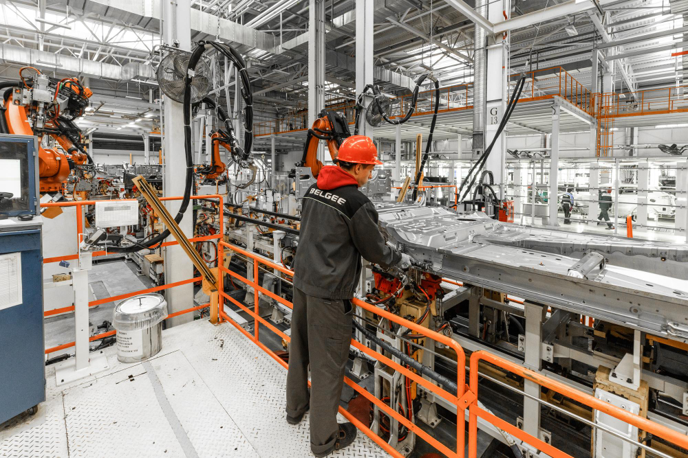 Produção industrial brasileira sobe abaixo do esperado em junho